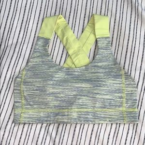 Lululemon sports bra